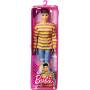 Barbie Fashionistas poupée Ken brun avec tee-shirt
